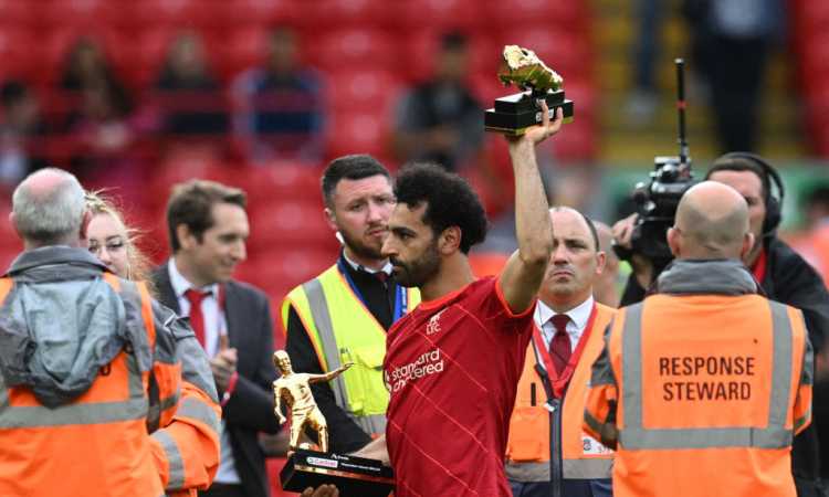 محمد صلاح والحذاء الذهبى