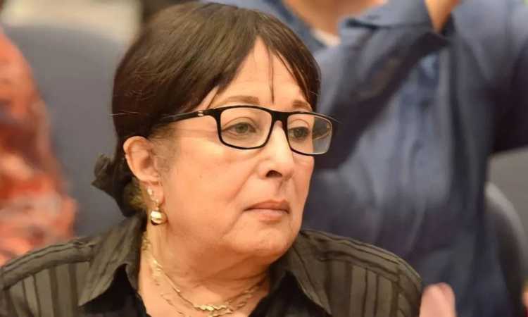 سميرة عبدالعزيز