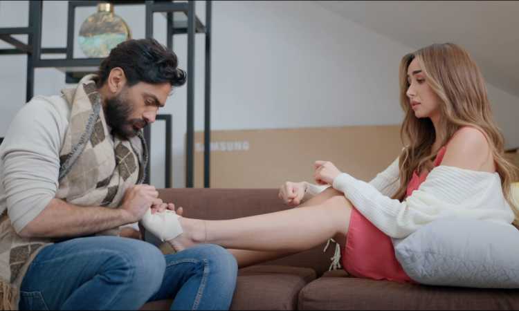 هنا الزاهد وتامر حسنى فى فيلم بحبك