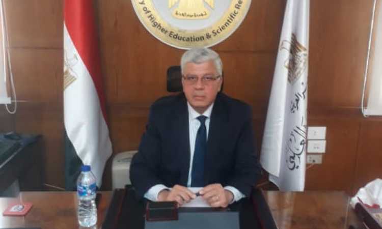 وزير التعليم العالى والبحث العلمى الدكتور محمد أيمن عاشور