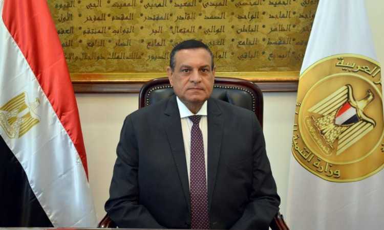 هشام آمنة وزير التنمية المحلية