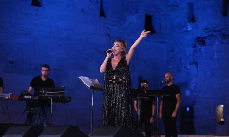 نوال الزغبى