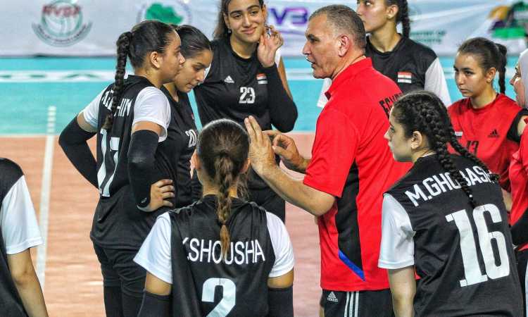 منتخب شابات الطائرة