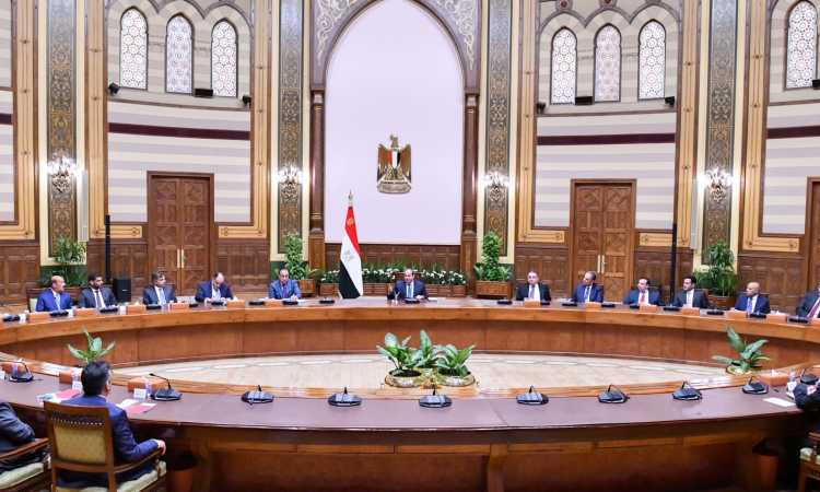 السيسى يلتقى رموز مجتمع الأعمال بدولة الكويت