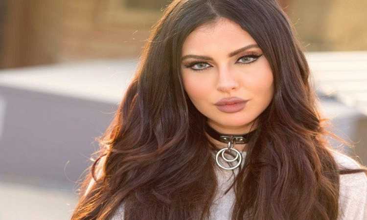 مريم حسين
