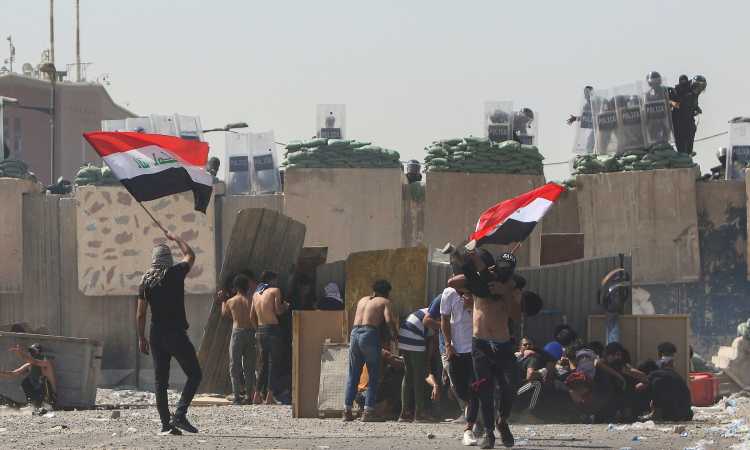 المتظاهرون فى العراق