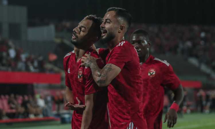 أحمد عبد القادر وبرونو سافيو