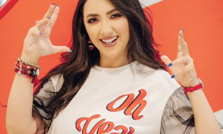 الفنانة آية عبد الله