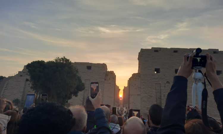 ظاهرة شروق الشمس على معابد الكرنك