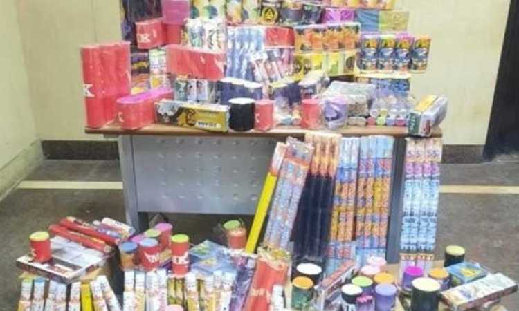 ضبط 800 ألف قطعة ألعاب نارية