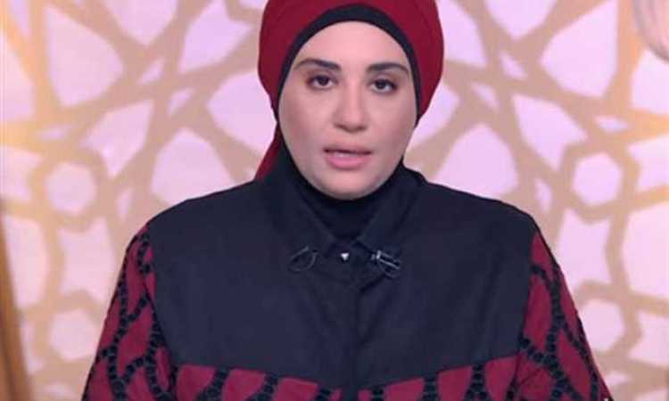 نادية عمارة