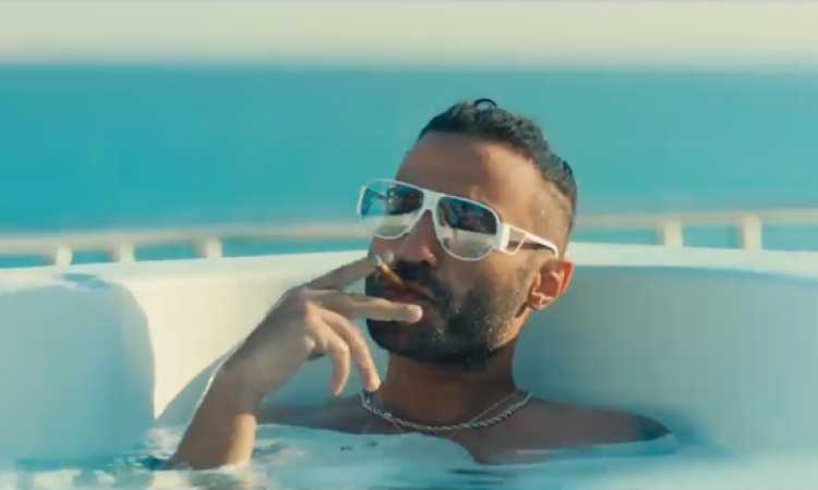 أحمد فهمى فى مستر إكس