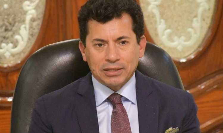 أشرف صبحى
