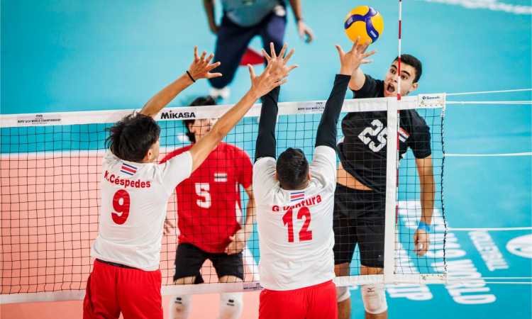 منتخب ناشئى الطائرة