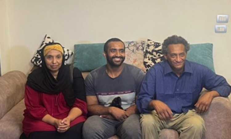 السائح مع اسرته