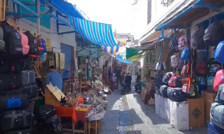 أسواق المدينة القديمة فى تونس