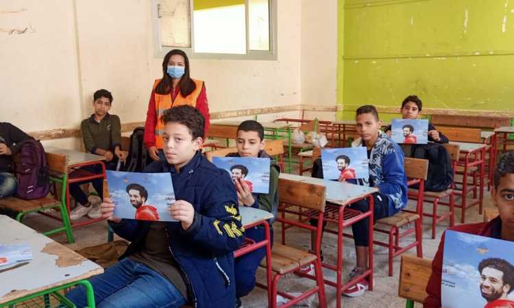 طلاب المدارس وحملة أنت أقوى من المخدرات