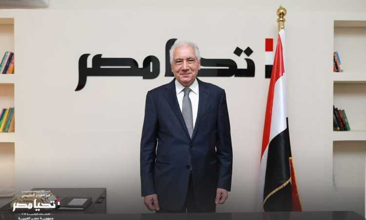 الدكتور أحمد جلال