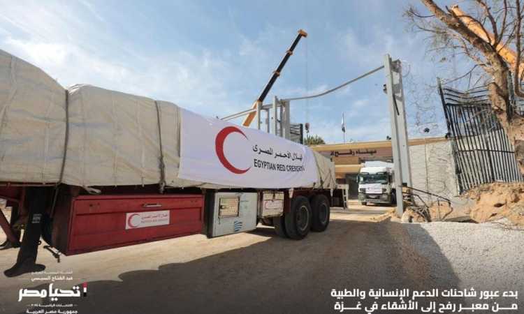 عبور الشاحنات لغزة