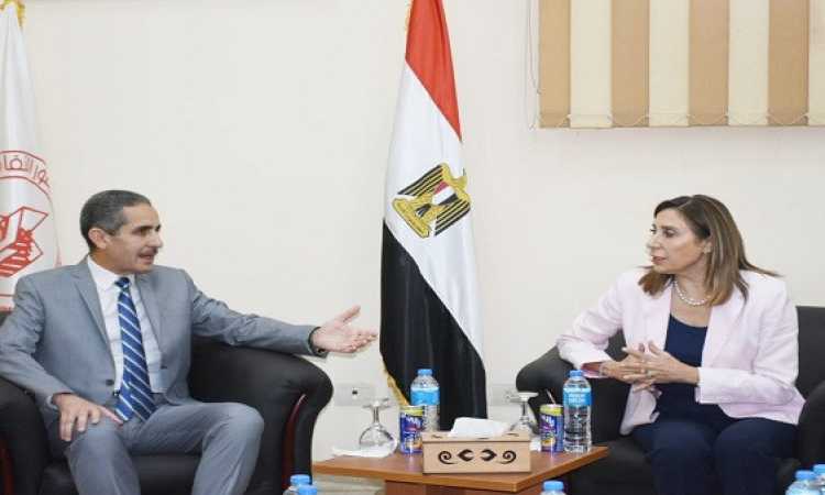 نيفين الكيلاني