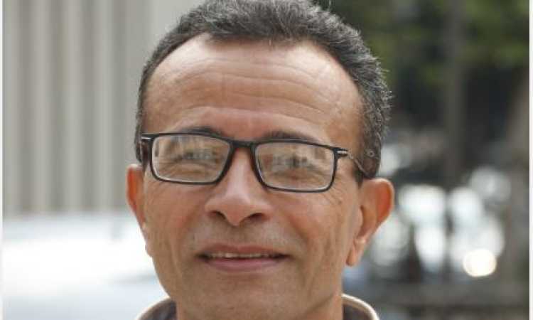 الكاتب خيري حسن