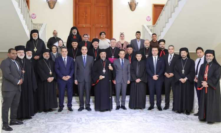 بطريرك الكاثوليك يستقبل وفد الحملة الرسمية للمرشح الرئاسي عبد الفتاح ا