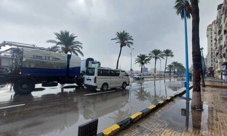 سقوط الأمطار على الإسكندرية