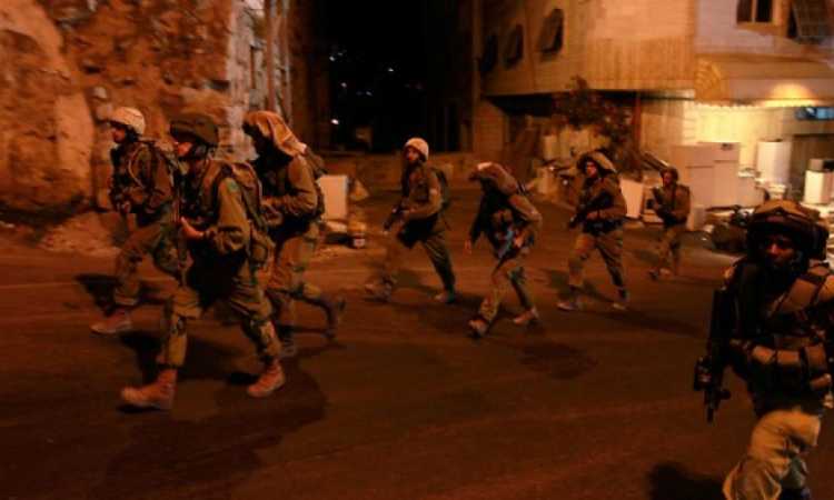 قوات الاحتلال تقتحم مناطق فلسطينية