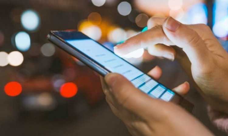 إنترنت الهاتف المحمول - صورة تعبيرية