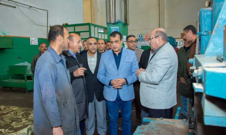 وزير الإنتاج الحربي