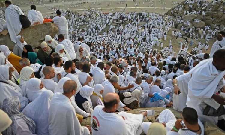 حجاج بيت الله الحرام
