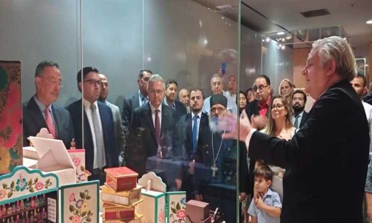 تراث الفن الشعبي في مصر وبيرو
