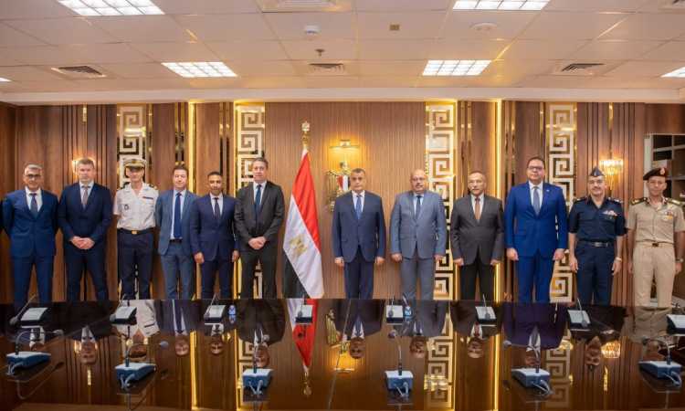 خلال توقيع الاتفاقية