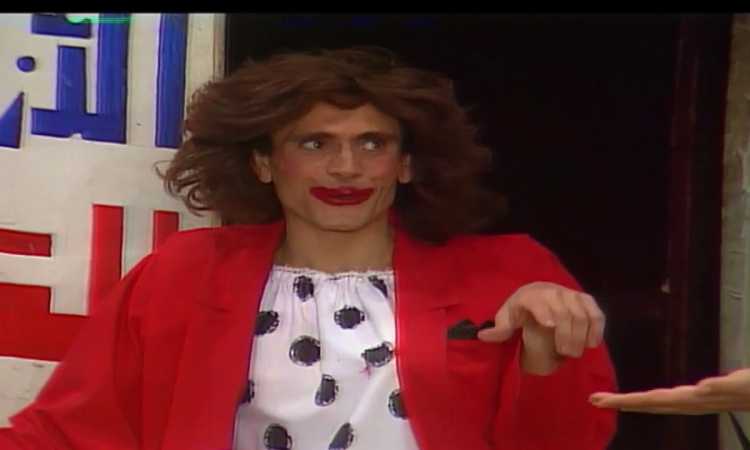 محمد صبحي في مسرحية تخاريف