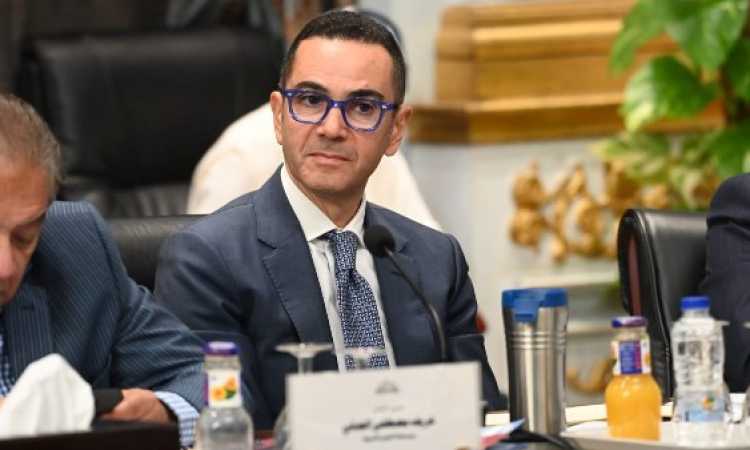 حسن الخطيب وزير الاستثمار