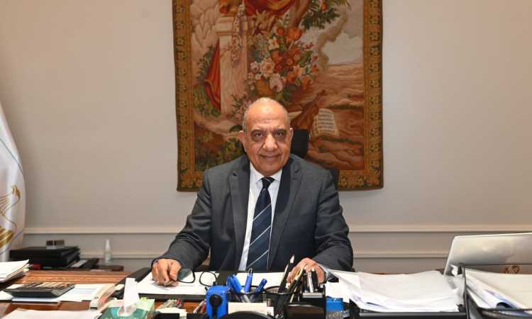 محمود عصمت
