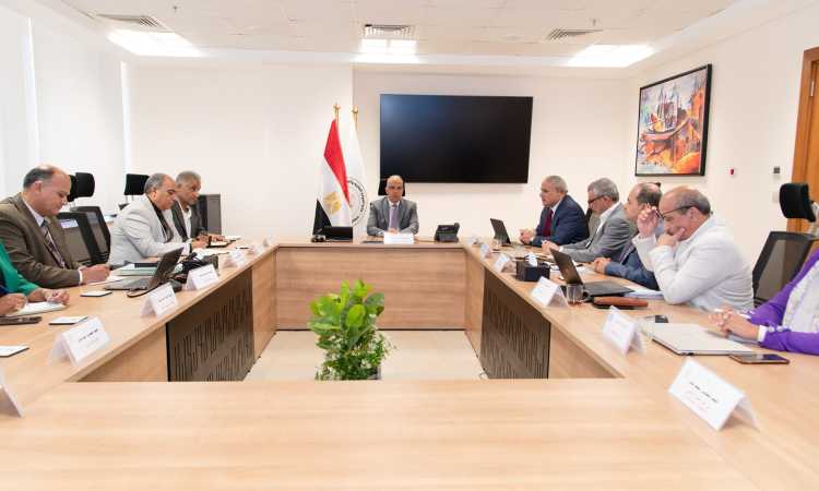 وزير الرى