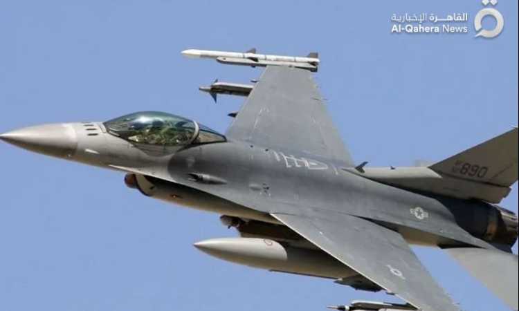 طائرة F-16
