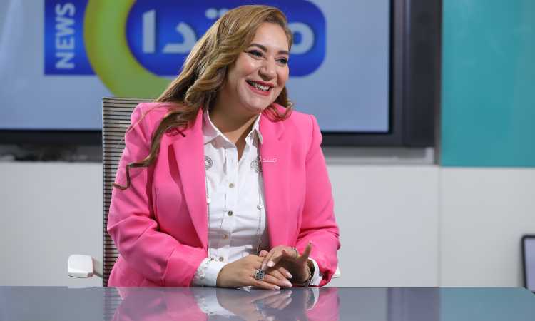إيناس علي