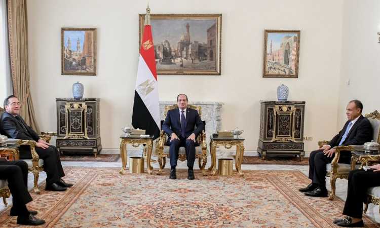 السيسي يلتقي وزير الخارجية الإسباني