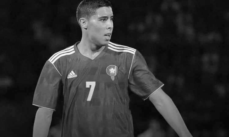 اللاعب الدولي عبدالعزيز برادة
