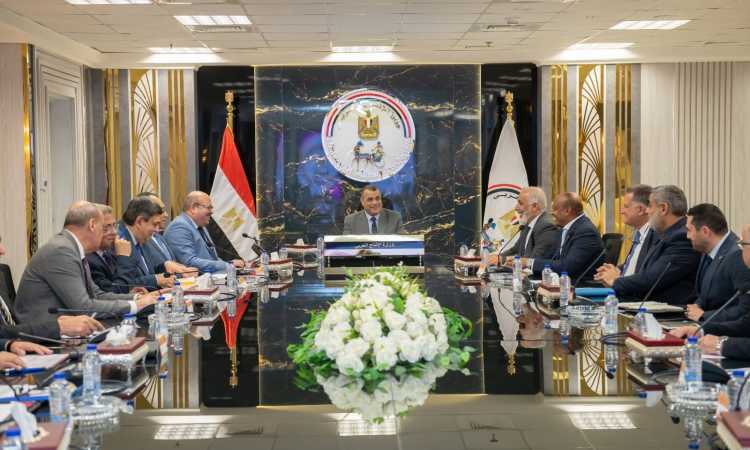 وزير الدولة للإنتاج الحربي