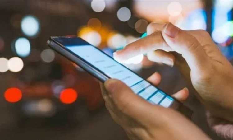 سرعة أداء الهاتف