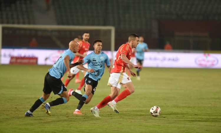 مباراة الأهلي وغزل المحلة