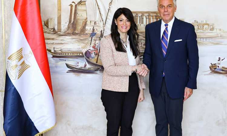 لقاء رانيا المشاط وممثلي ماستركارد