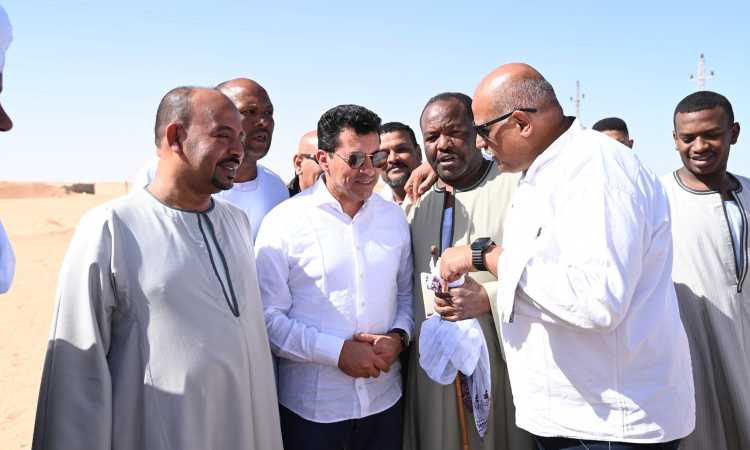 جولة وزير الرياضة