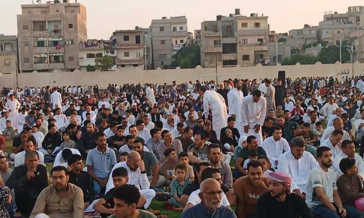 صلاة العيد في مراكز الشباب