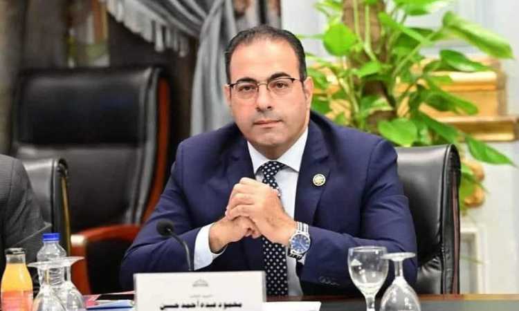 النائب محمود حسين