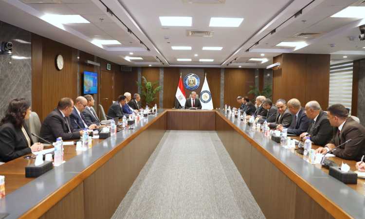 وزير البترول