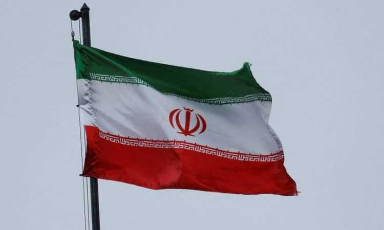 علم إيران